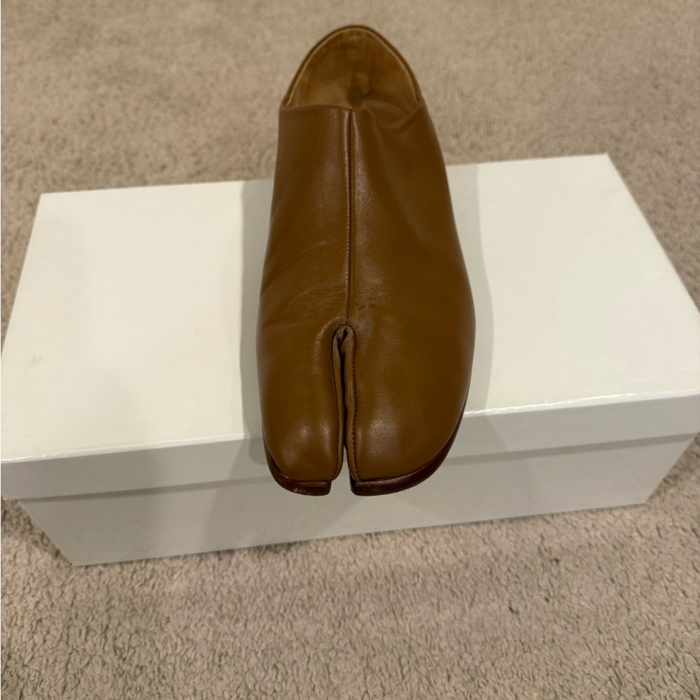 Maison Martin Margiela Tan Leather Shoes(Tabi Toe)